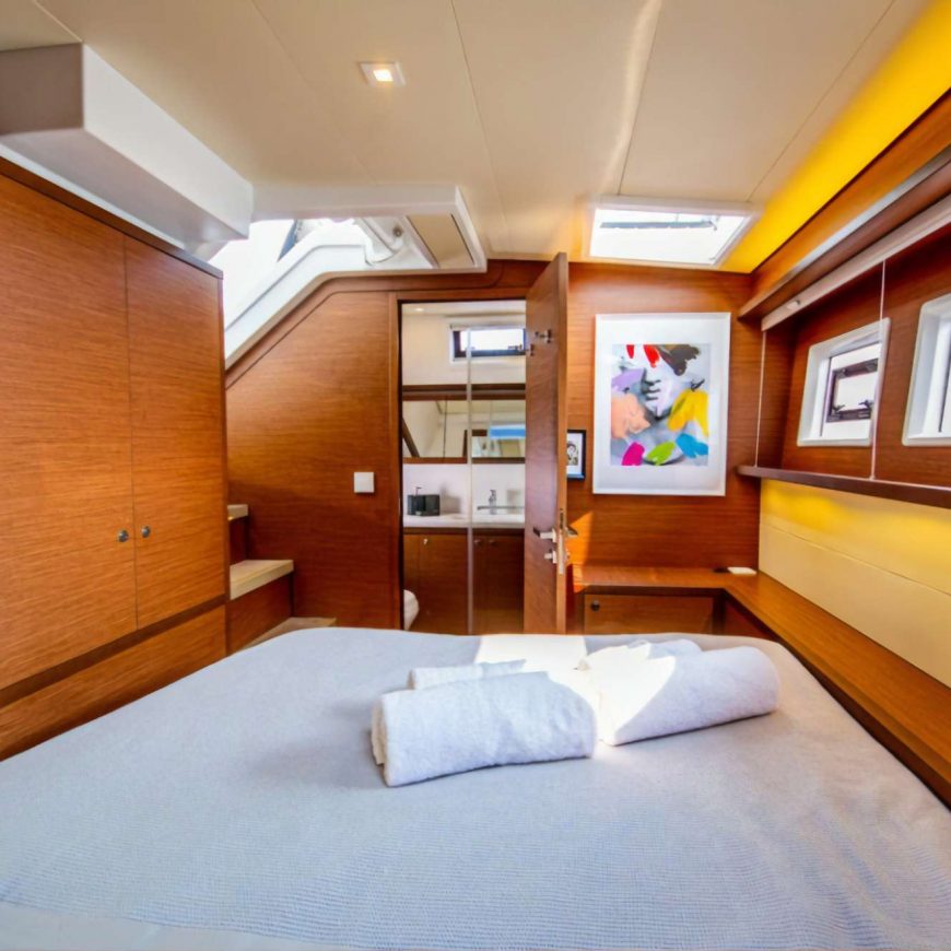 Sailing Valium 52 Bedroom